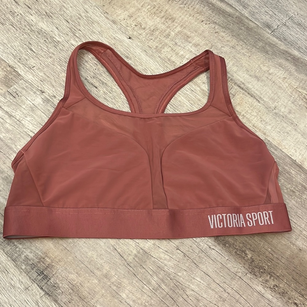 Victoria’s Secret The Player racerback sports bra